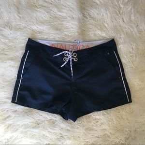🚨Nautica Navy Active Boardshorts🚨
